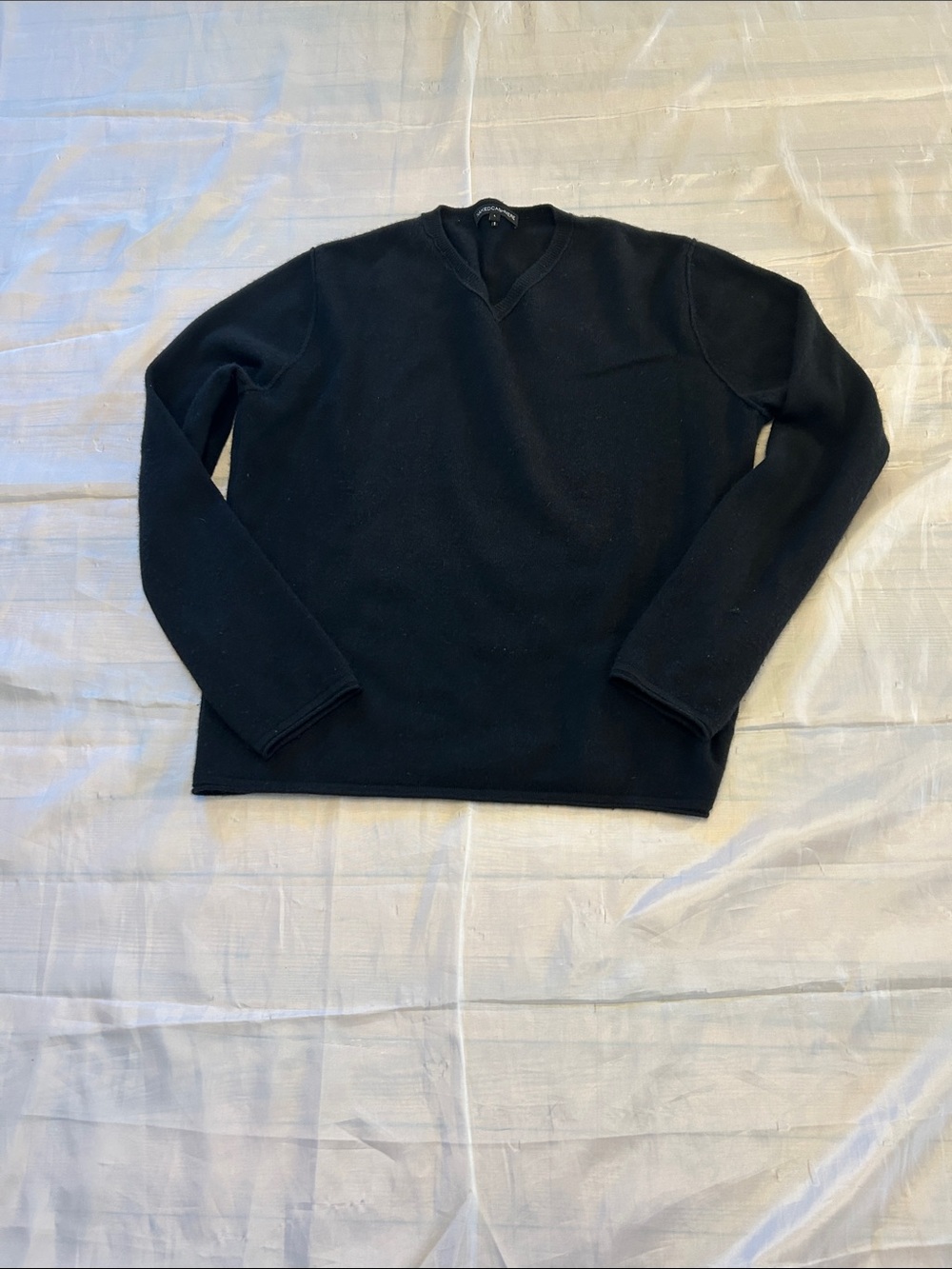 NakedCashmere Men's Black V-Neck Cashmere Sweater
